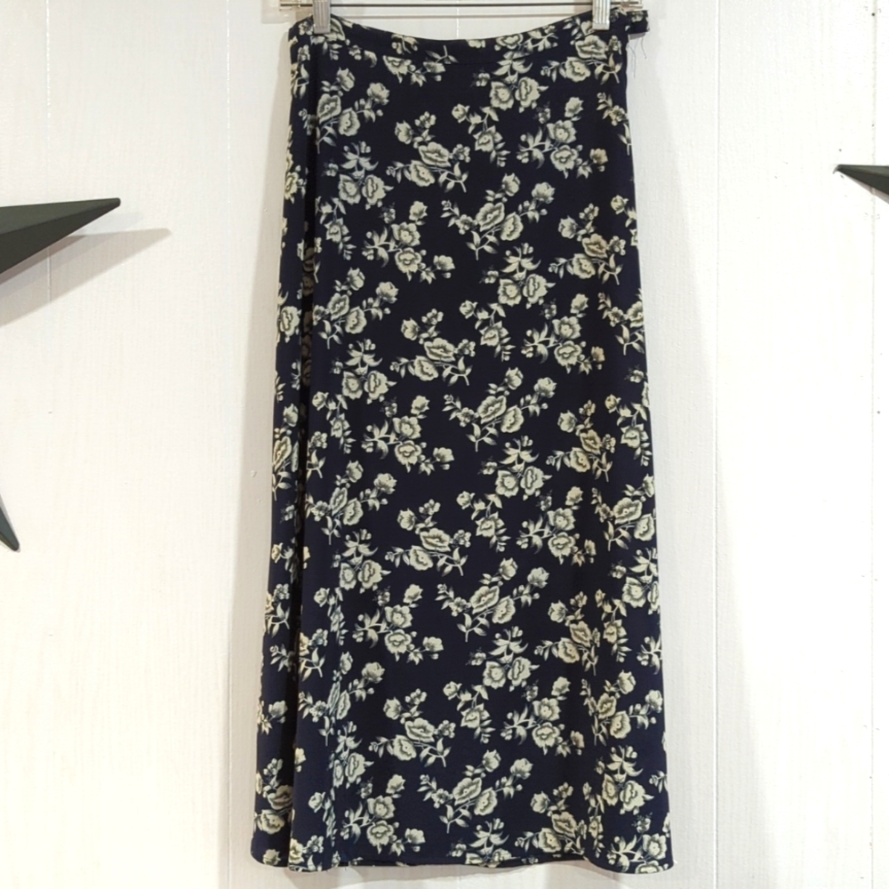 Women's floral skirt